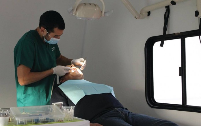 programa-atencion-dental-hombres Programa de Atención Dental para Adultos