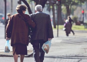 Bonos para Adultos Mayores que se pueden cobrar en Febrero