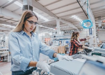 bono-mujer-trabajadora-2025