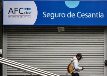 Beneficios para cesantes en agosto 2026: revisa qué ayudas puedes recibir si estás sin trabajo